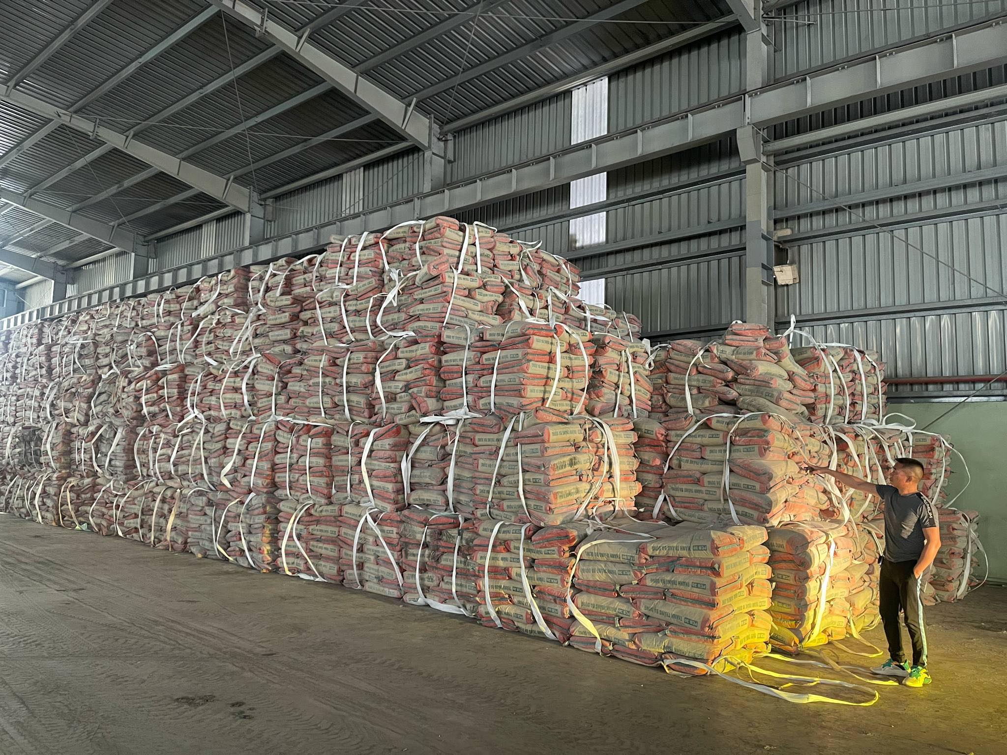 Xi Măng Bao Nhiêu 1 Bao, 1 Tấn? Cách Tính Xi Măng Xây Nhà 100m2
